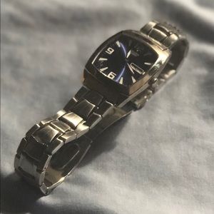 Citizen quartz silver band blue face men’s watch